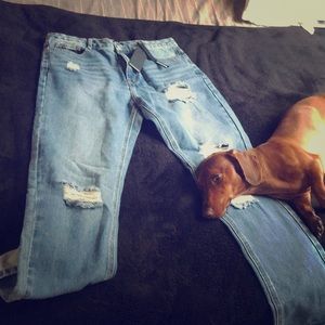 NEW distressed jeans ❣️